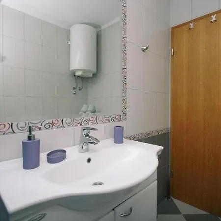 For Families With Children Kastel Stafilic, Kastela - 23058 Apartment *